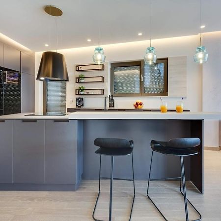 Shell Luxury Residences With Pool And Whirlpool ザダル エクステリア 写真