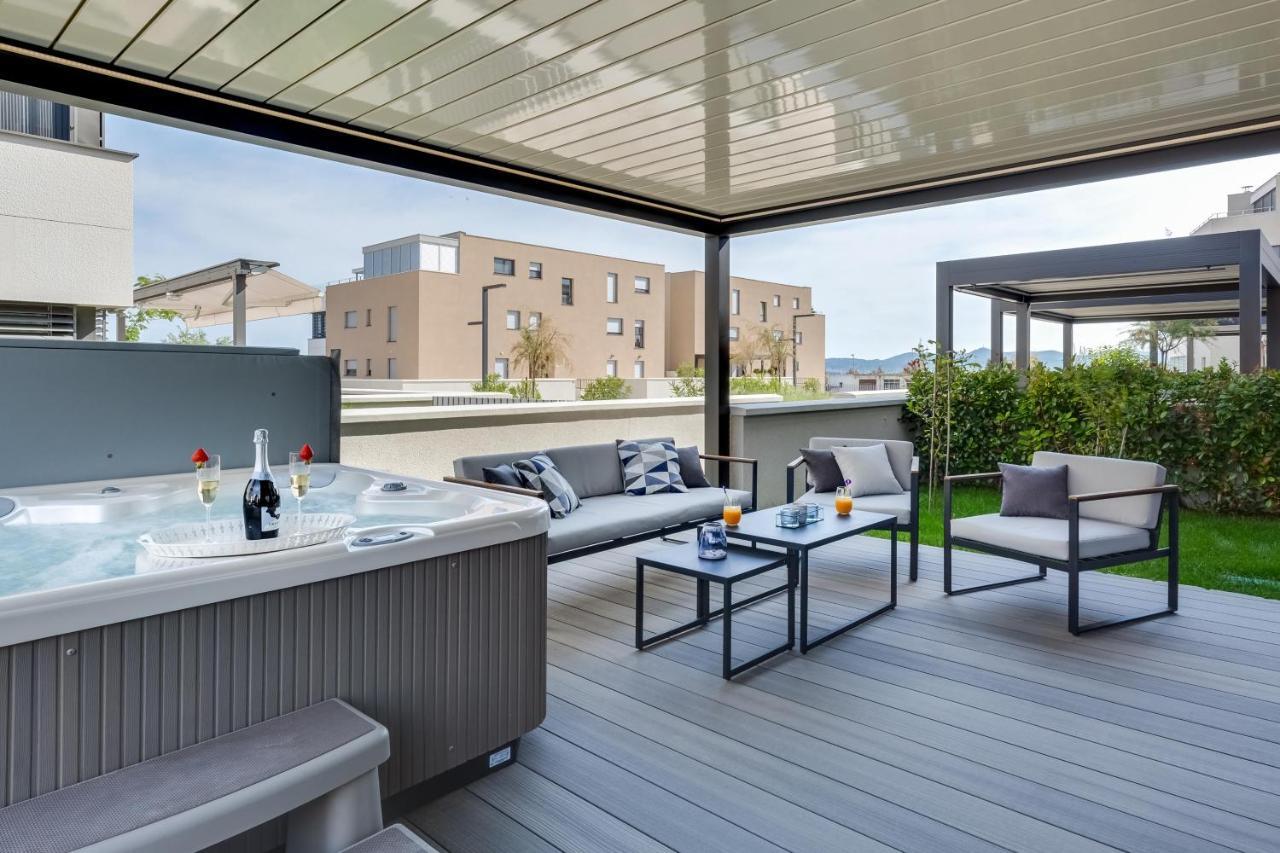 Shell Luxury Residences With Pool And Whirlpool ザダル エクステリア 写真
