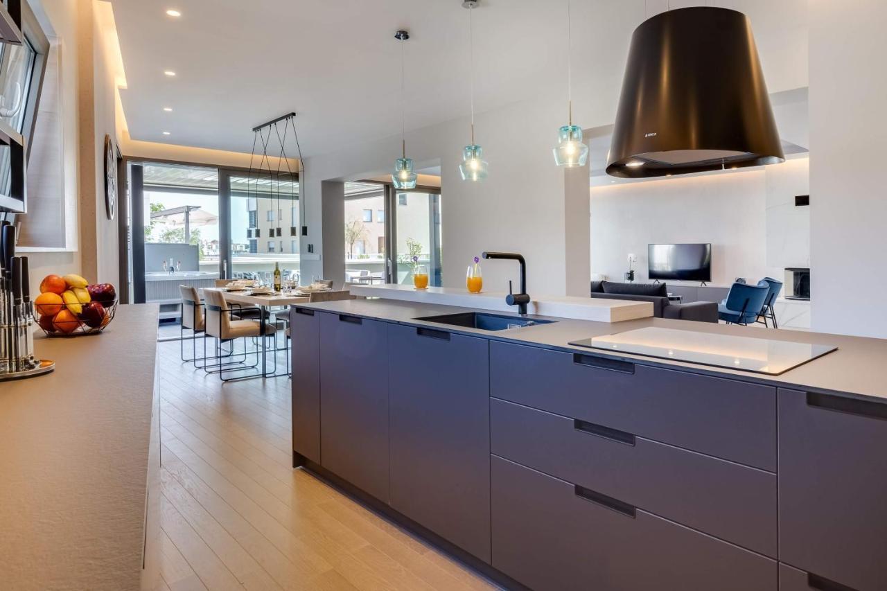 Shell Luxury Residences With Pool And Whirlpool ザダル エクステリア 写真